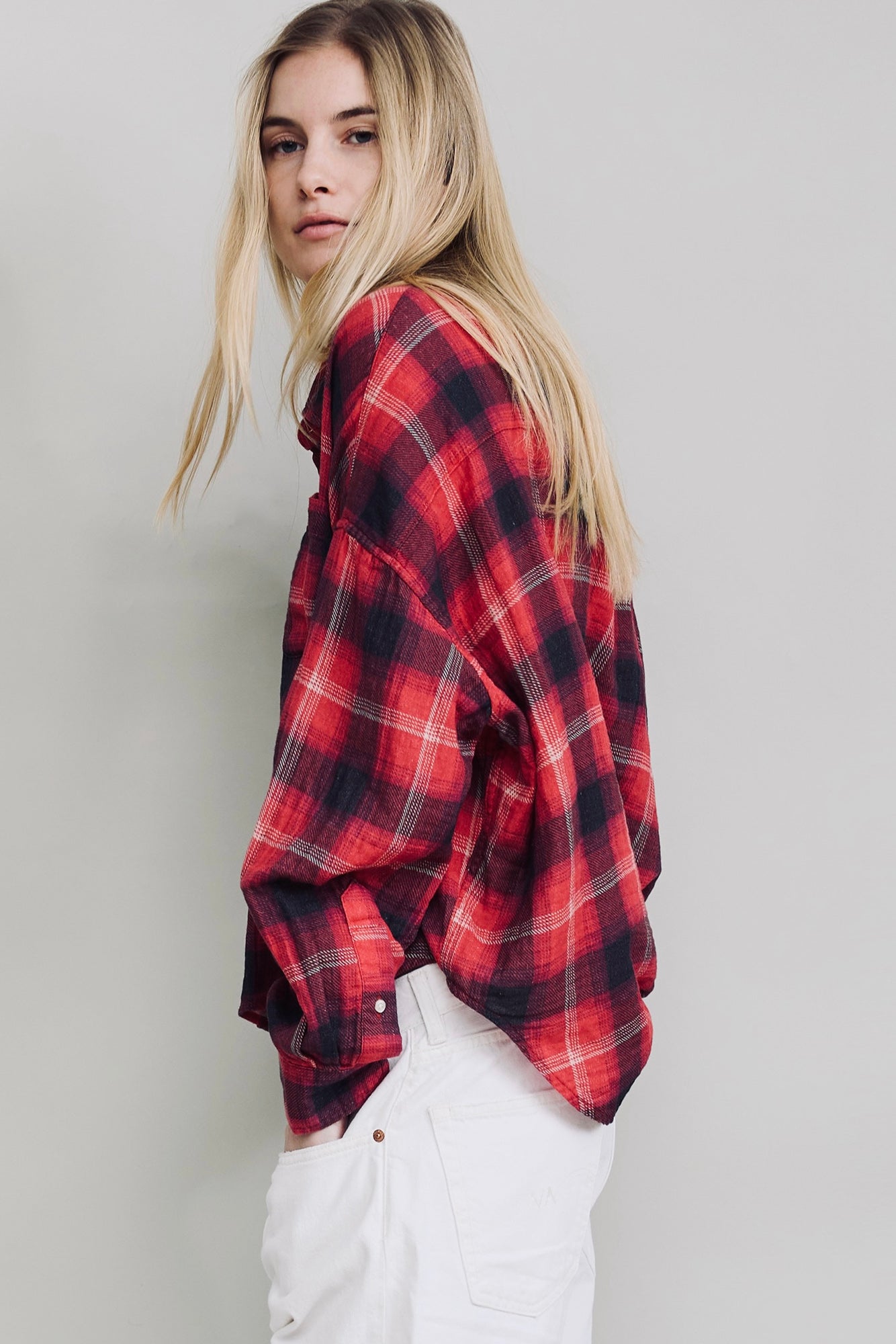 Bailey Cropped Shirt - Red Black Plaid
