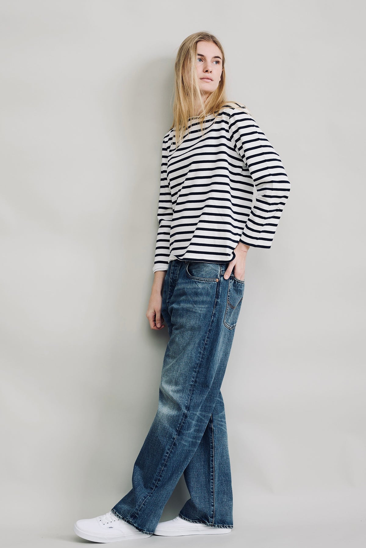 Mills Pond Stripe Tee - White Navy Stripe