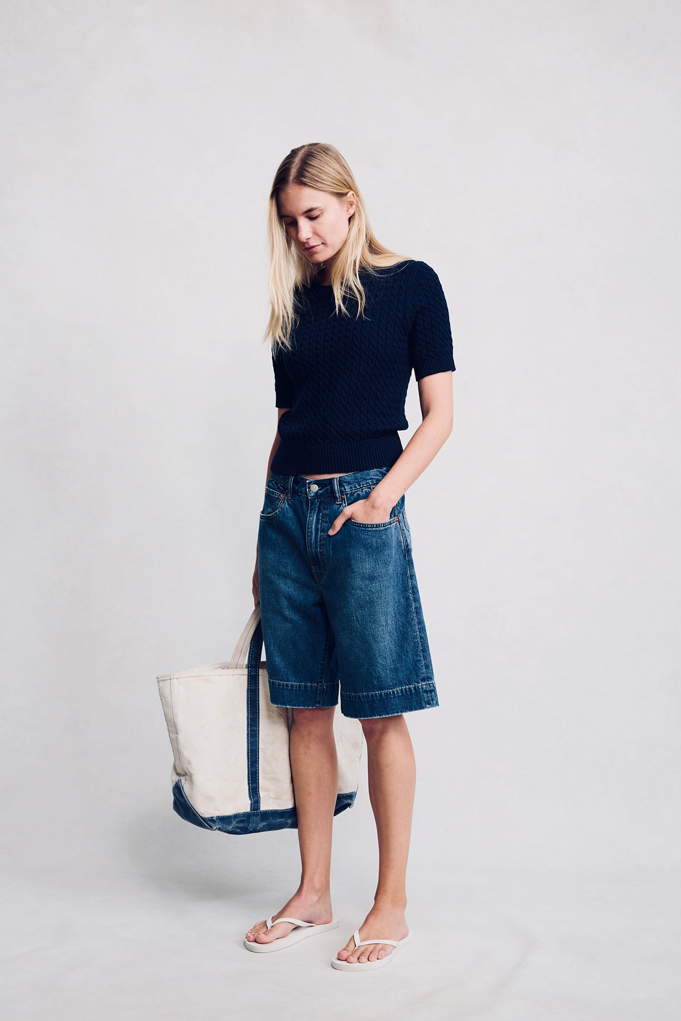 Short Sleeve Cable Crewneck - Navy Blue