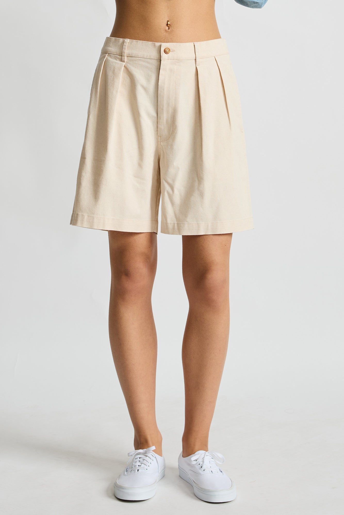 Olivia Relaxed Pleated Short - Light Brown