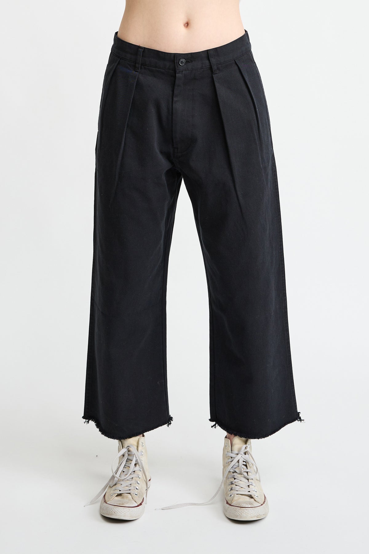 Cropped Double Pleat Wide Leg Chino - Black