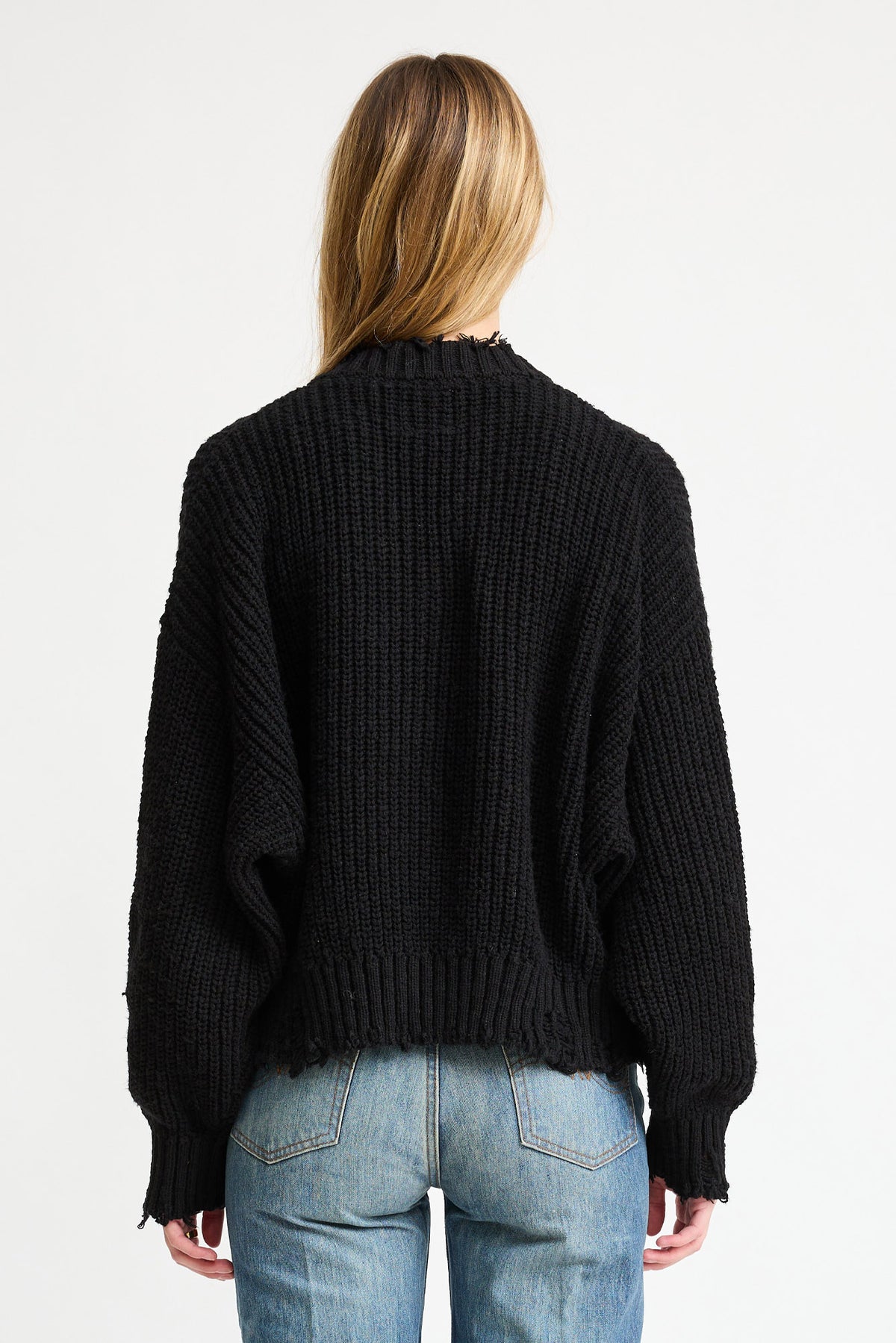 Cropped V Neck Sweater - Black