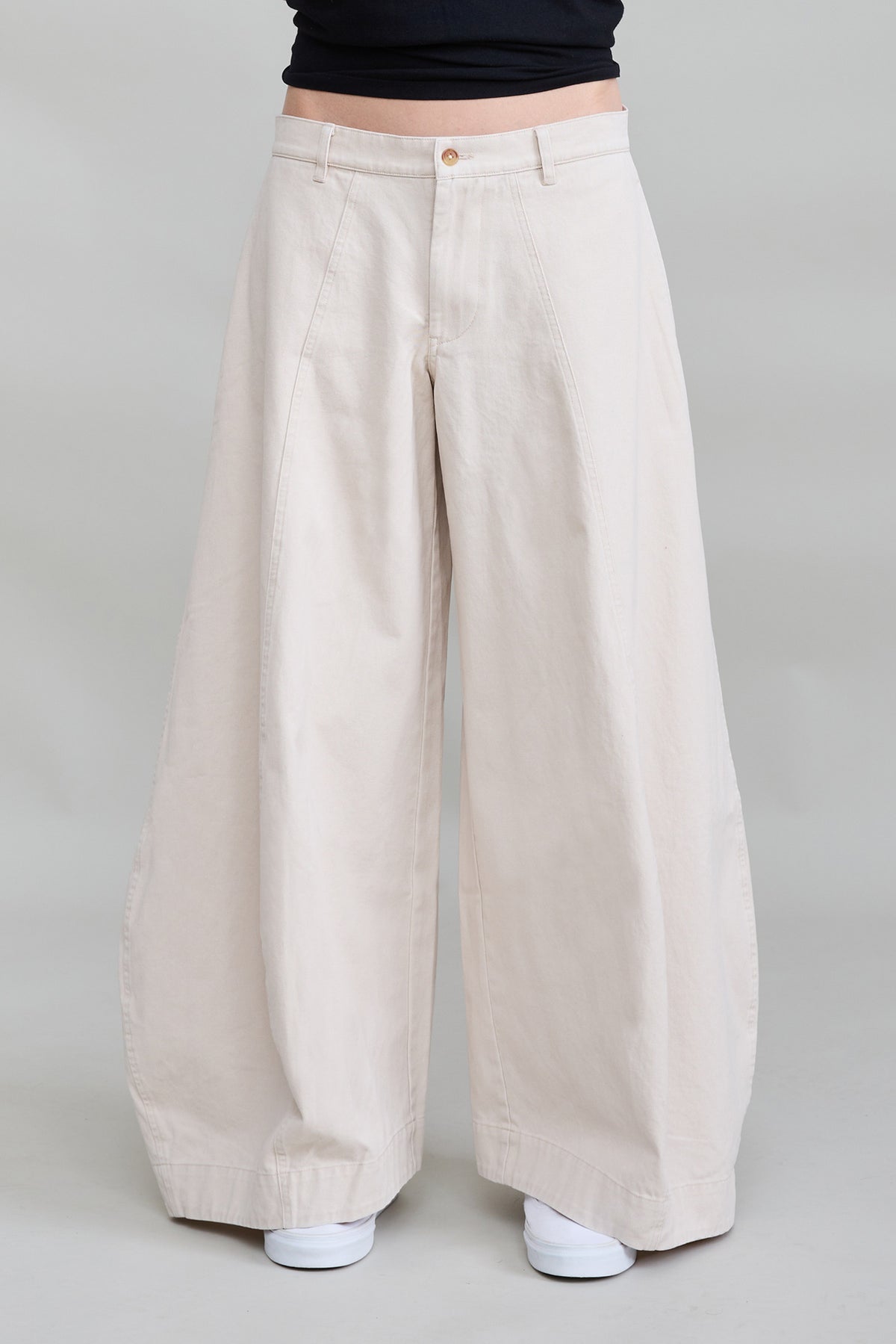 Victoria Chino - Putty White