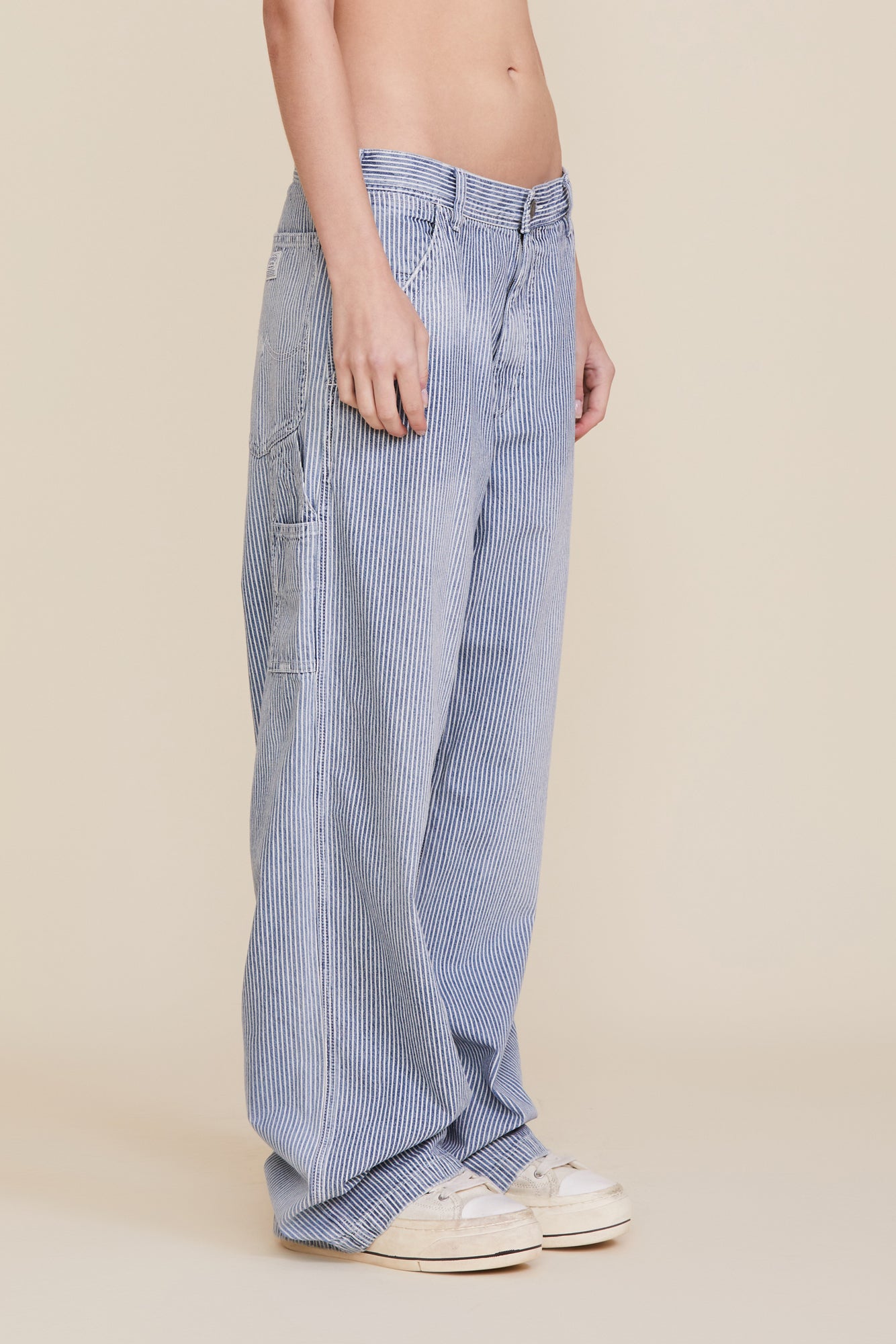 Teri Wideleg Carpenter Pant