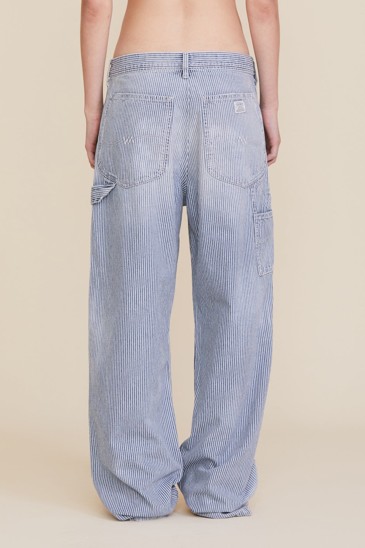 Teri Wideleg Carpenter Pant